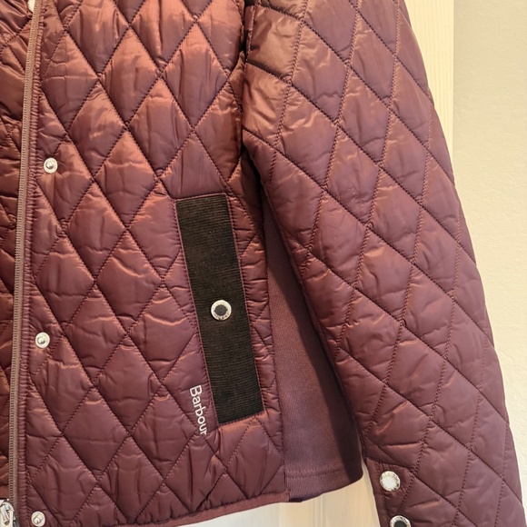 Barbour Yarrow Quilt Jacket  UK 14 / US 10 Black Cherry/ Renaissance Floral - Picture 2 of 11
